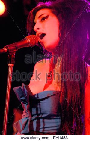 amy winehouse 200307 